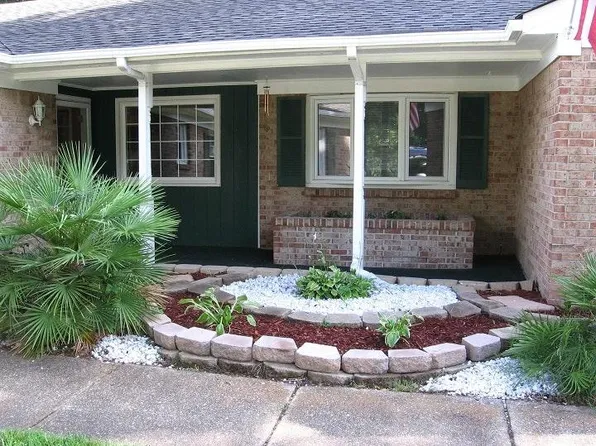 5468 Albright Dr, Virginia Beach, VA 23464