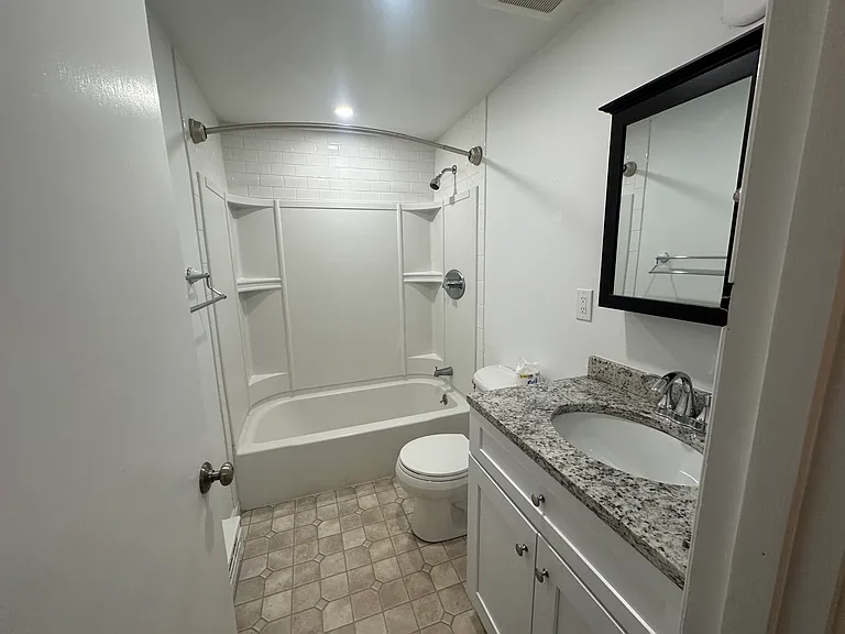 53 Swanson Ct #21C — Photo 5