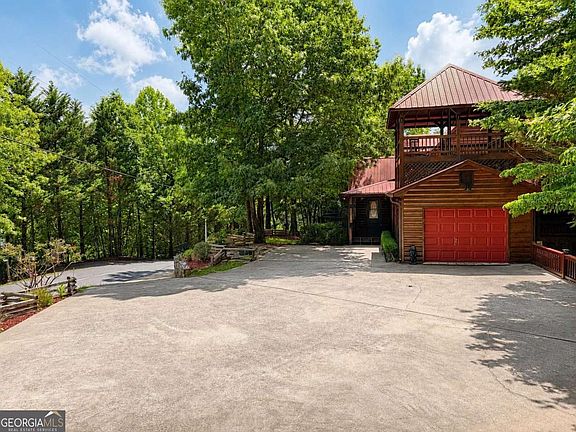 4th image of 629 My Mountain Rd #206
