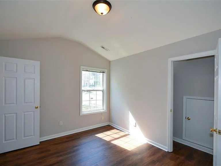 3063 Grace Ct — Photo 28