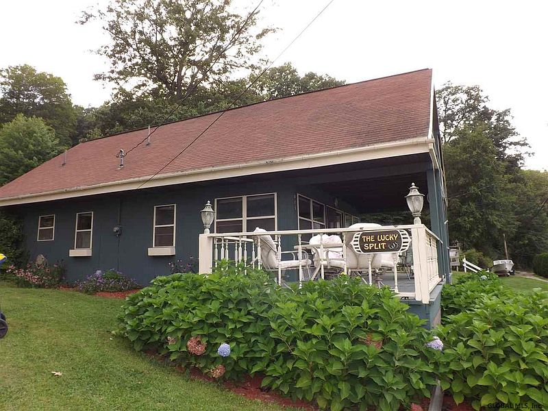 3rd image of 141 NESBITT Road