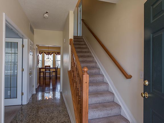 5th image of 6233 Albany Crest Ave