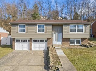 421 Cypress Hill Dr, Pittsburgh, PA