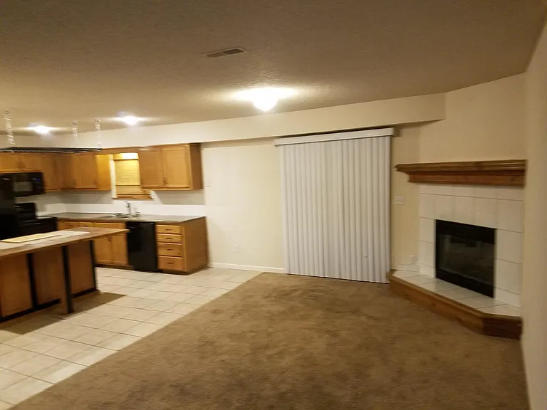 1863 Kingbird Ct — Photo 8