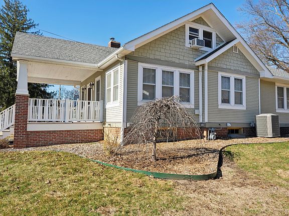 2nd image of 1683 Northwest Dr
