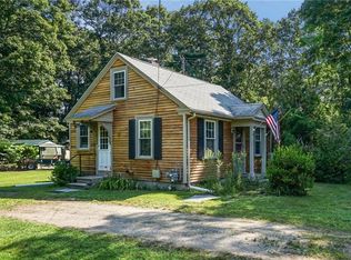 58 Essex Rd, North Kingstown, RI 02852