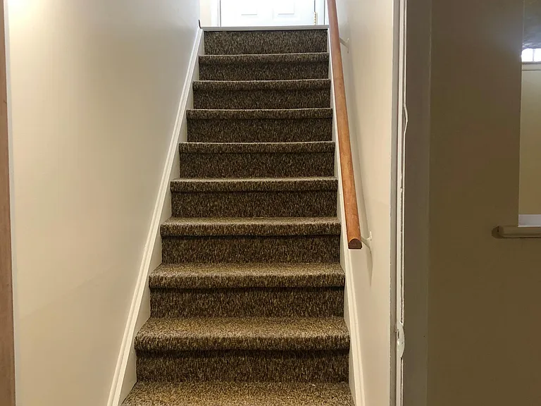 35138 Sansburn St — Photo 18