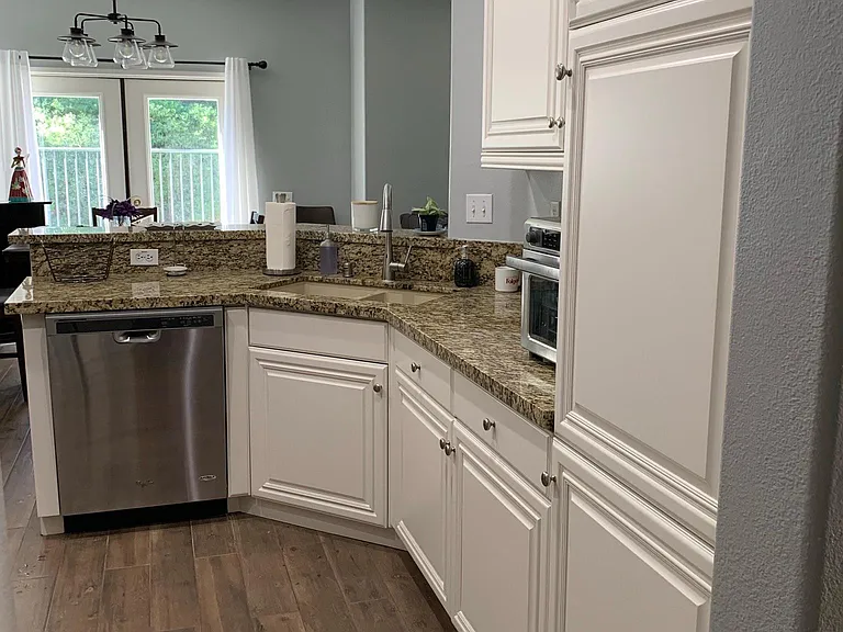 Ashton Cir — Photo 8