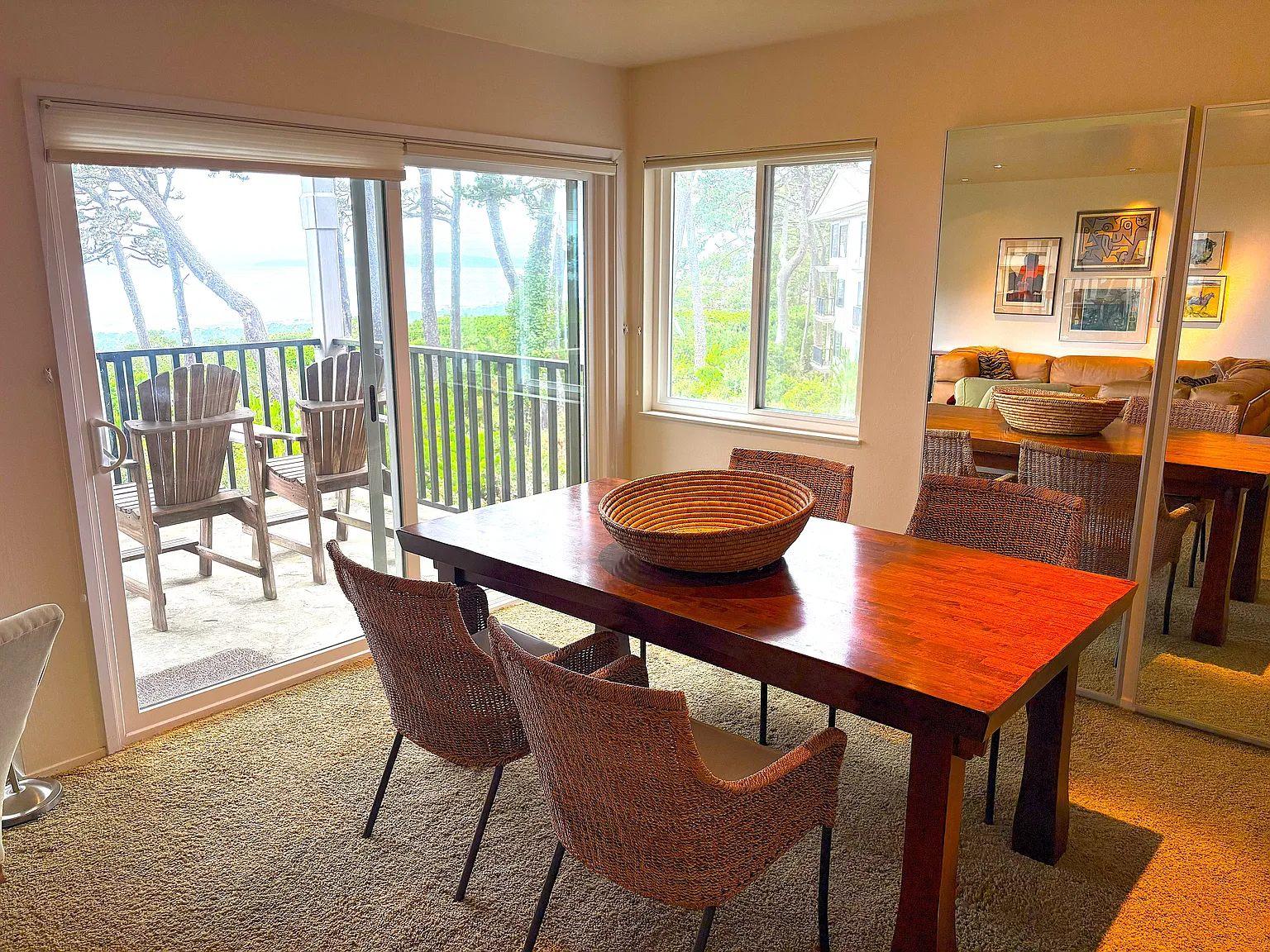 2 bed, 1284 sqft, $4,500 — Photo 2