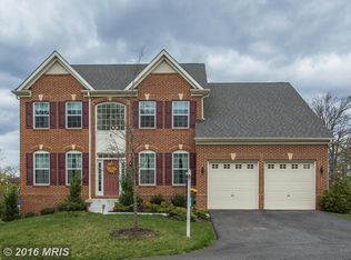 2710 Pioneer Ln, Falls Church, VA 22043