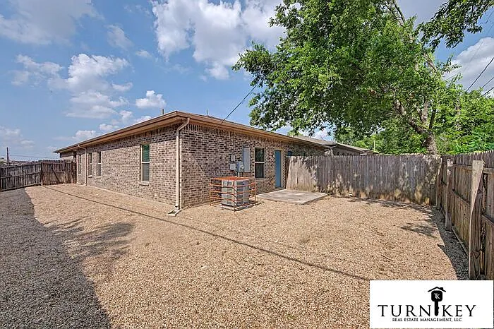 8039 Arbor Ave — Photo 25