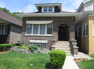 7943 S Ridgeland Ave, Chicago, IL 60617