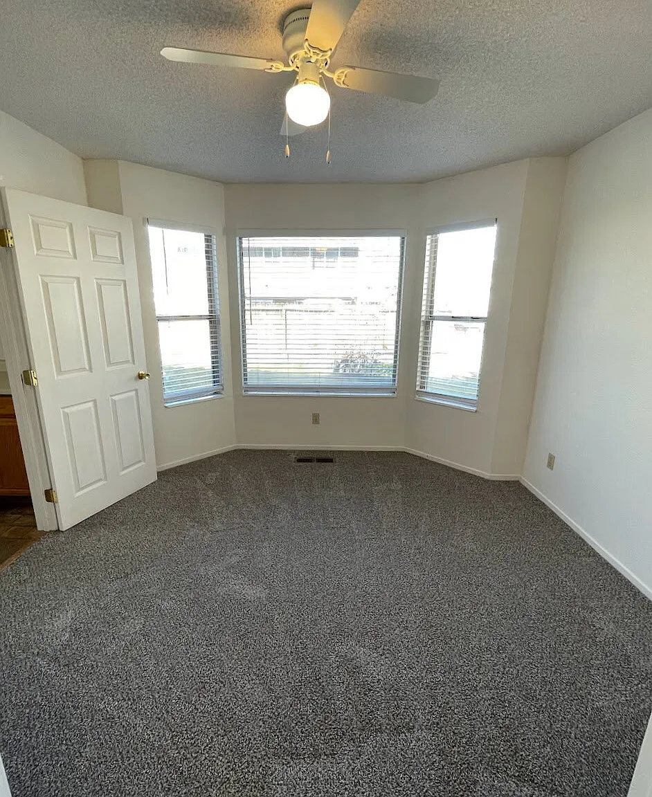 3 bed, 2.5 bath, 1568 sqft, $2,500 — Photo 3