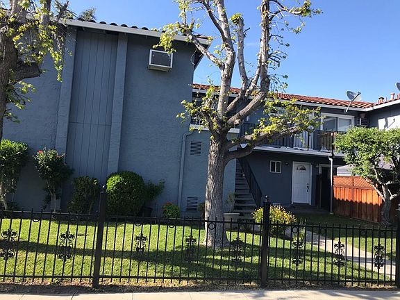 5th image of 510 N Winchester Blvd #3