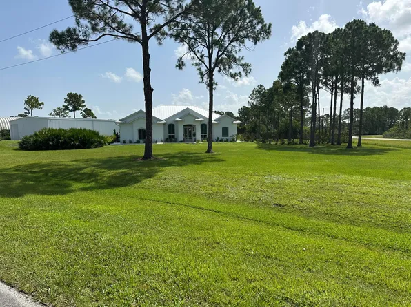 12374 Grumman Way, Port St Lucie, FL 34987