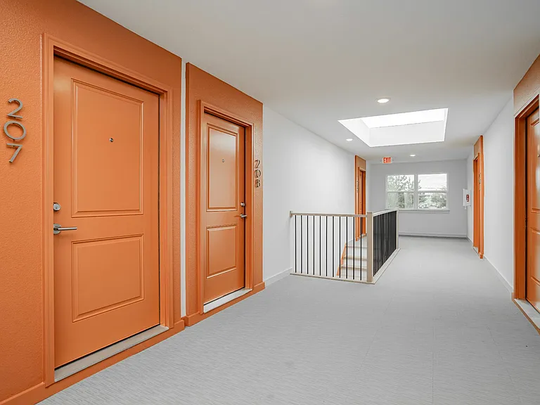 Crawford Corner — Photo 17