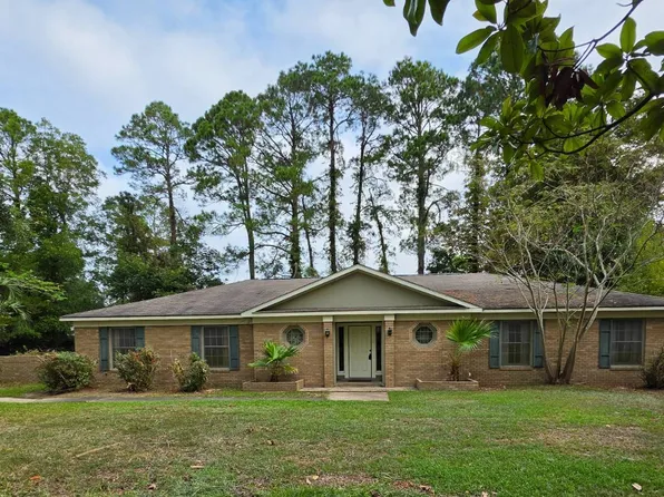 981 E Prudhomme St, Opelousas, LA 70570