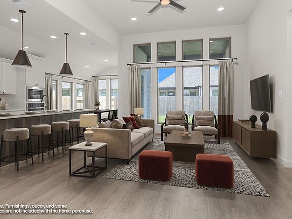 3rd image of 5123 Momo Ln