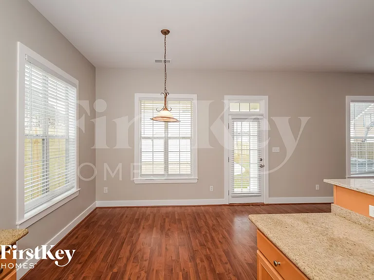 5485 Wisteria Trce — Photo 5