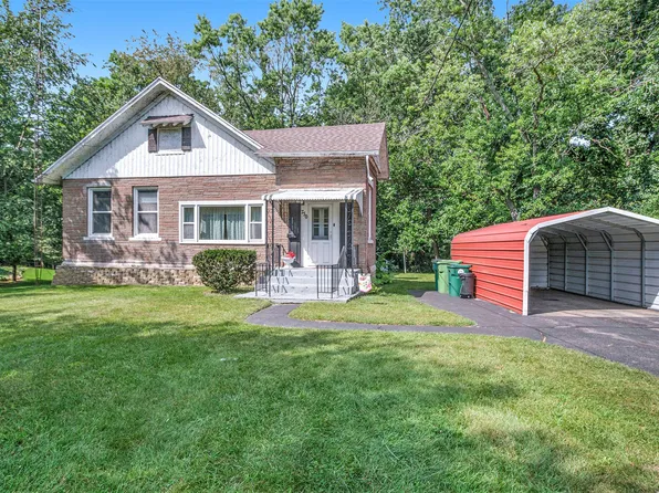 750 Upton Ave, Springfield, MI 49037