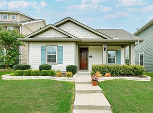 1417 Bull St, Aubrey, TX 76227