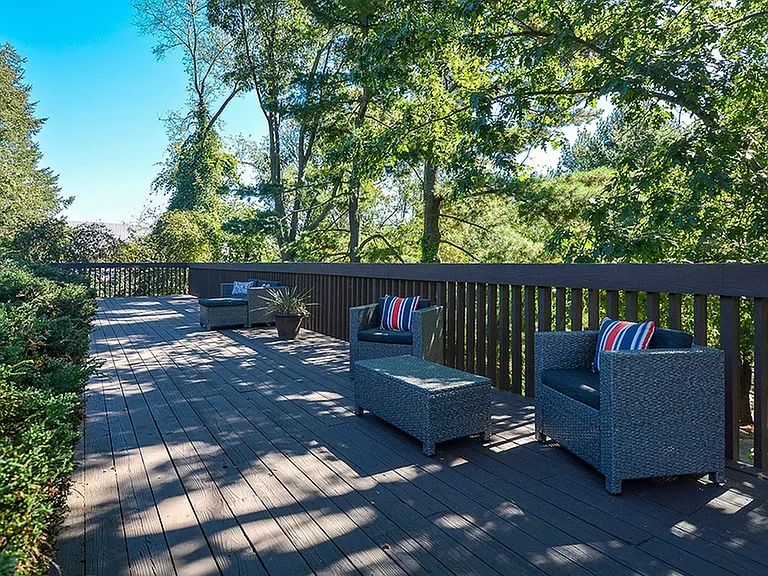 Sun Deck