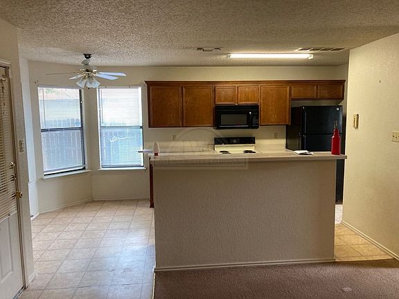 5th image of 2607 Schulze Dr