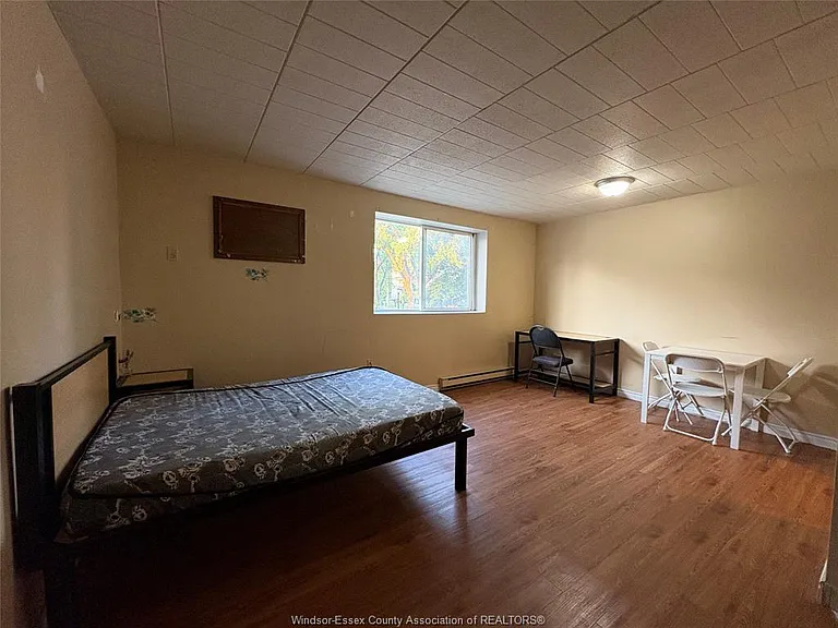 3044 Sandwich St #203 — Photo 7