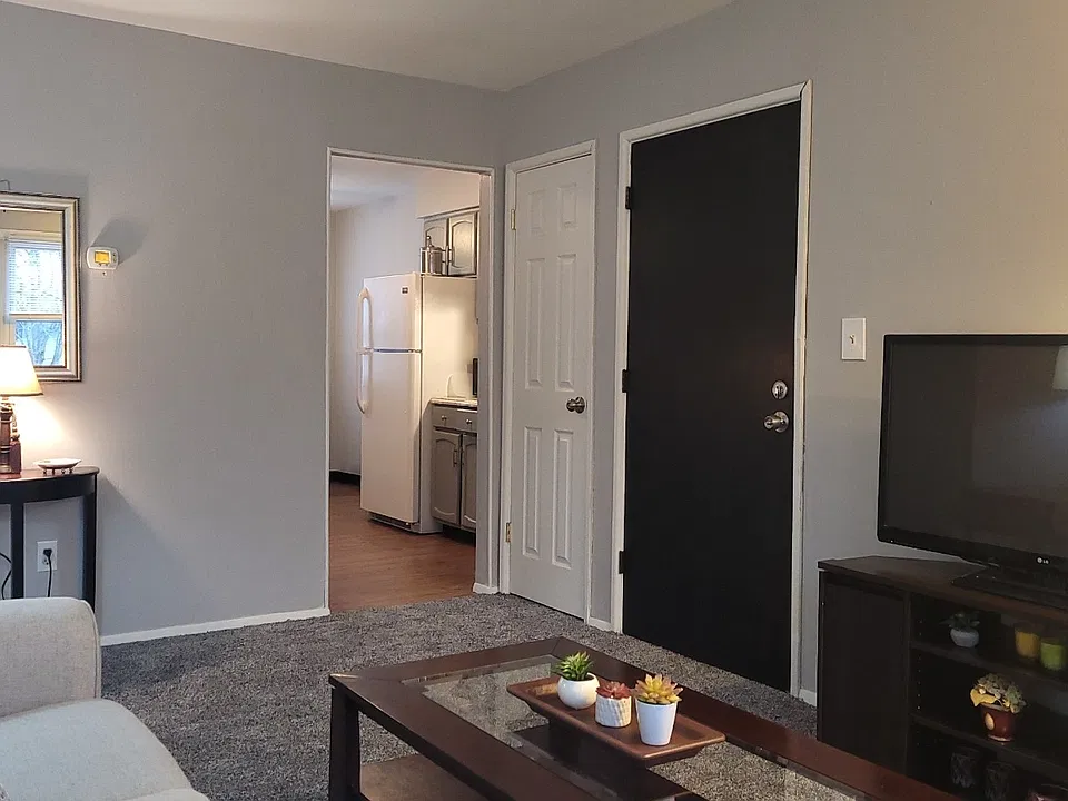 3989 S Schenley Ave #2