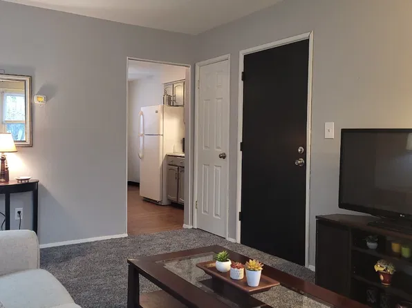 3989 S Schenley Ave APT 2, Youngstown, OH 44511