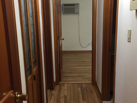 5th image of 1710 Park Ave