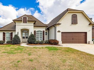 2885 Quiet Oak Pl, Schriever, LA 70395