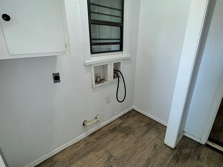 3222 1st Pl — Photo 9