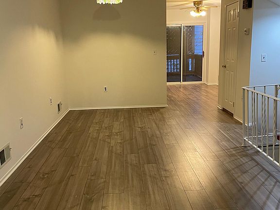 3rd image of 18 Greenfield Ct #1