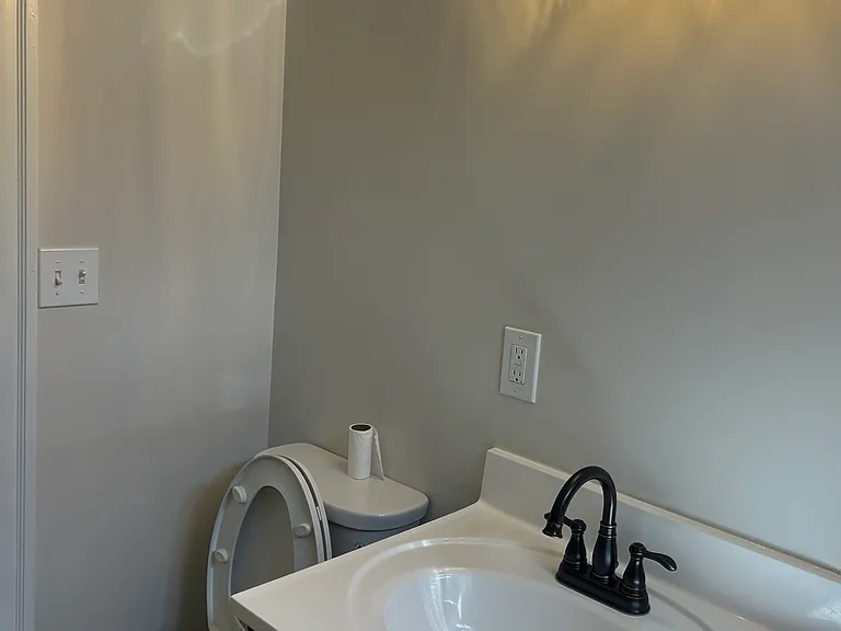 67 Stanley St #1B — Photo 9