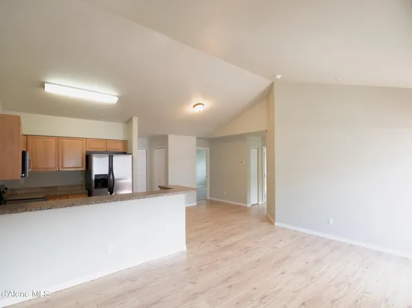 322 N Promenade Loop APT 212, Post Falls, ID 83854