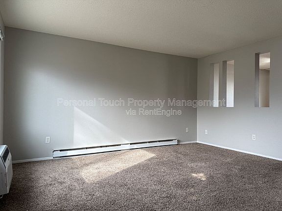 3rd image of 440 22nd St E