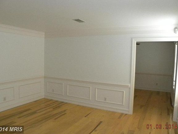 3rd image of 740 Tower Dr