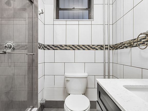 5th image of 493 7th Ave APT 2