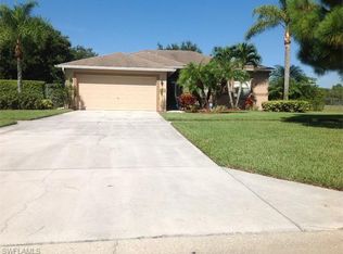 3171 Valencia Dr, Naples, FL 34120