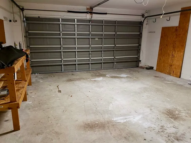 2483 Huron Cir — Photo 33