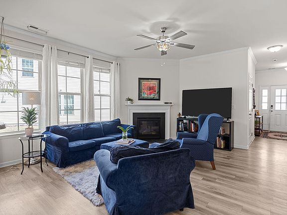 3rd image of 2248 Sweet Annie Way