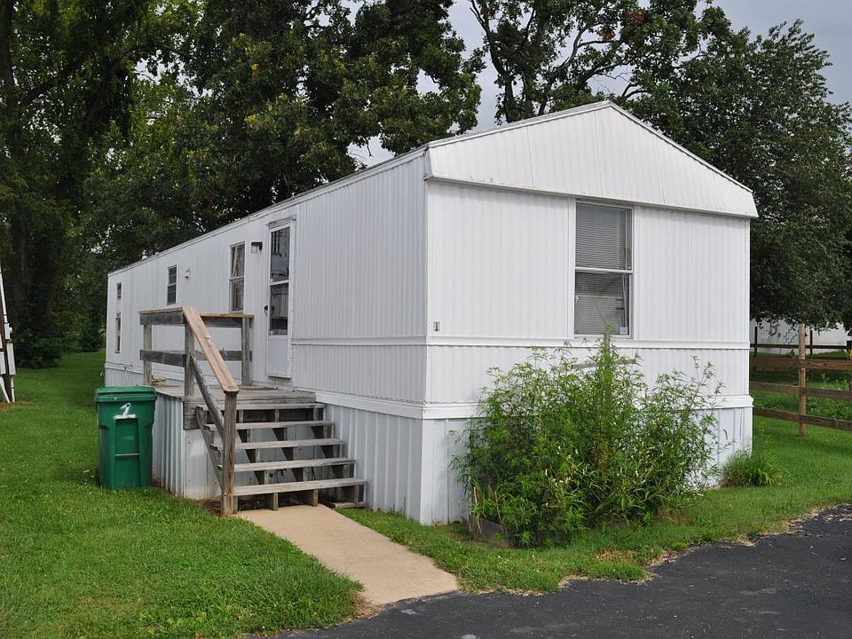 1st image of 301 W Highway 60 Lot 2