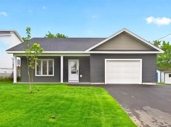 26 Uplands Road, Conception Bay South, NL A1W4T8