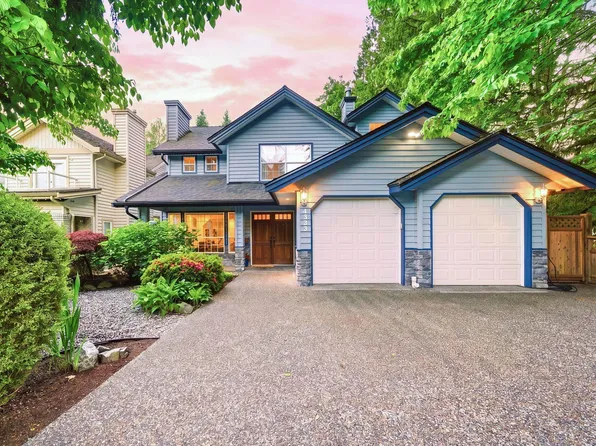 4383 Cove Cliff Rd, North Vancouver, BC V7G 1Z3