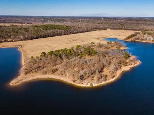 5 Eagles Nest Cir, Mount Vernon, TX 75457