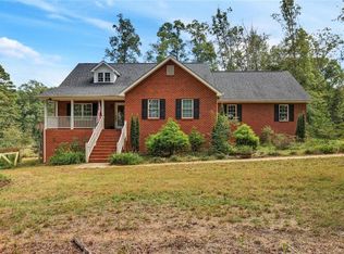 3200 Maidens Rd, Powhatan, VA 23139
