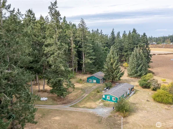 238 W Green Valley Road, Oak Harbor, WA 98277