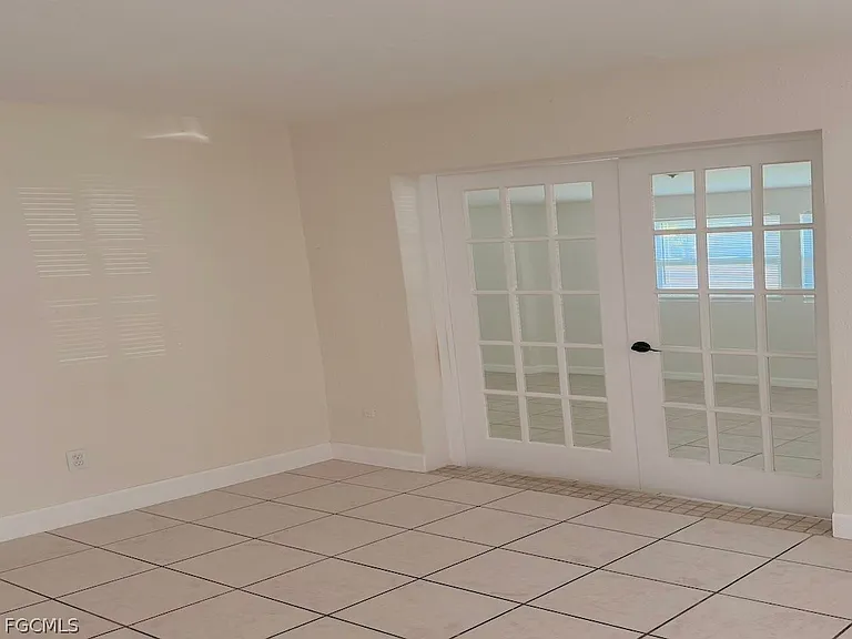 1659 Ricardo Ave — Photo 9
