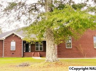 67 Campbell Rd, Taft, TN 38488